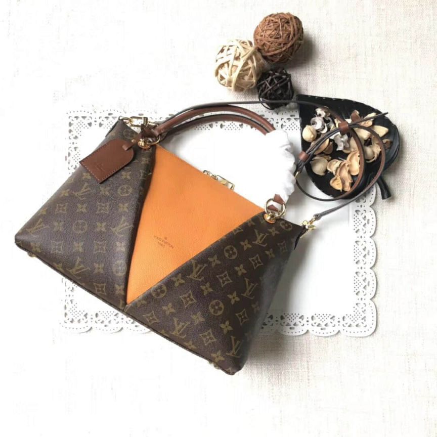 Replica LV Tote Bags V TOTE MM M43951