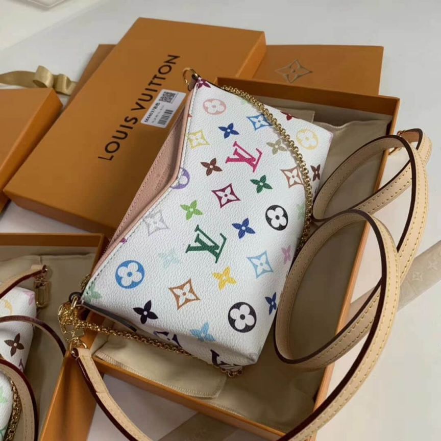 Replica LV Shoulder Bags M41638 PALLS CLUTH