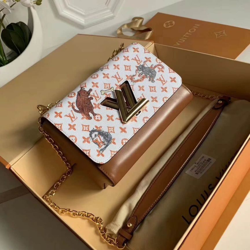 Replica LV Shoulder Bags 19 Twist On Chain M44460