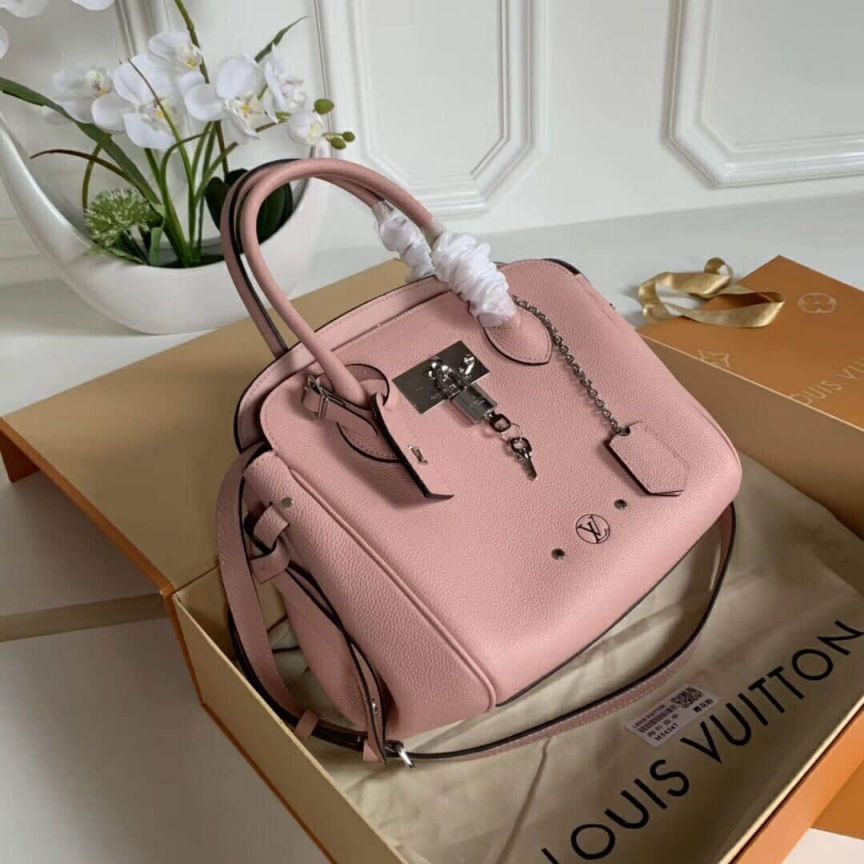 Replica LV Tote Bags 18 MILLA M54347