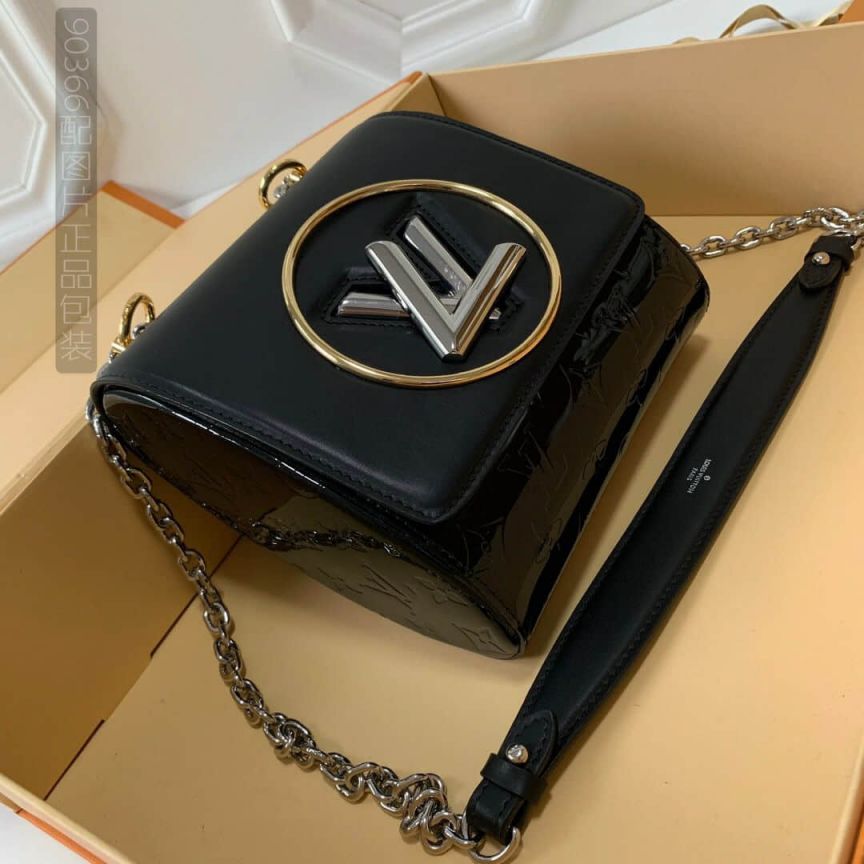 Replica LV Shoulder Bags 19 Pochette Twist On Chain M90366