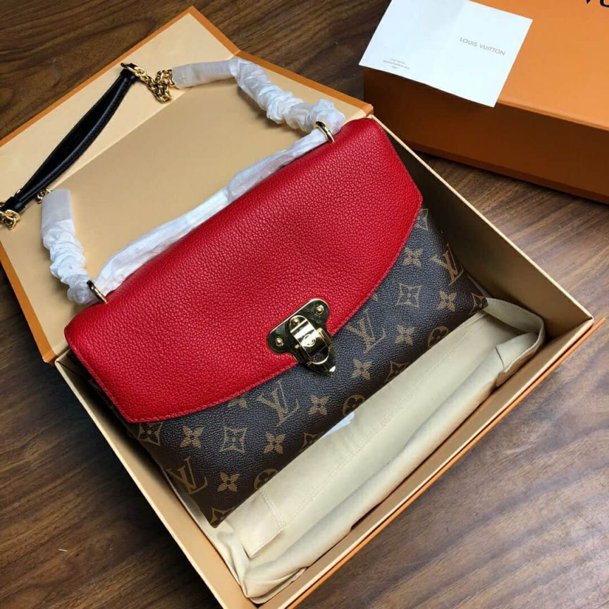 Replica LV Shoulder Bags SAINT PLACIDE On Chain M43713