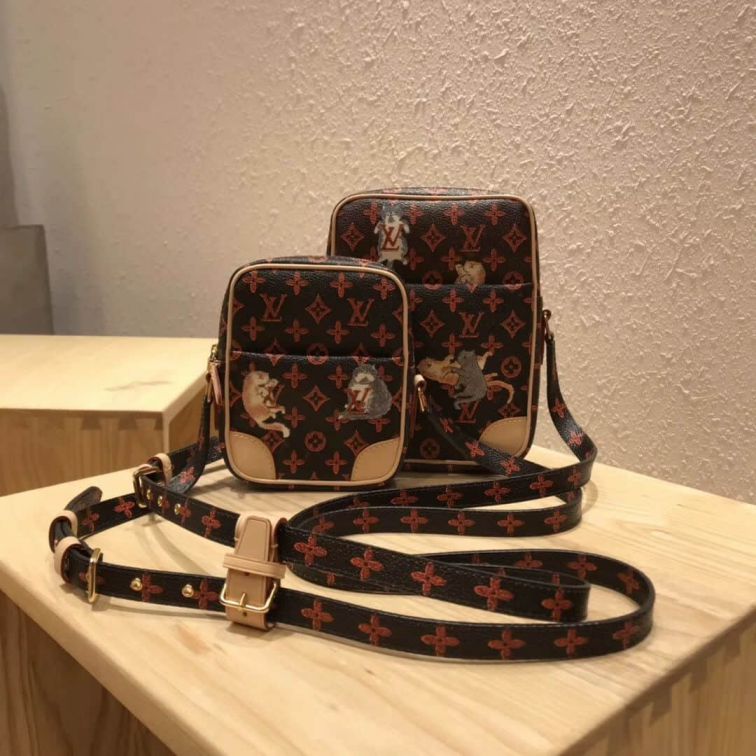 Replica LV 2019SS PANAME Crossbody Camera Bag M44399 Shoulder Bags