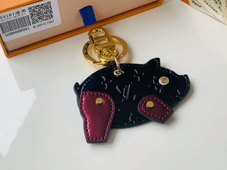 Replica LV M64181 Patent Leather