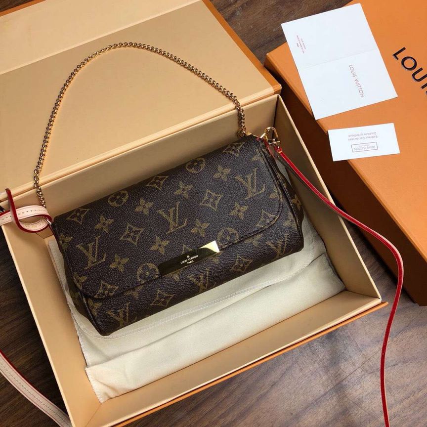 Replica LV Shoulder Bags FAVORITE Crossbody On Chain M40717