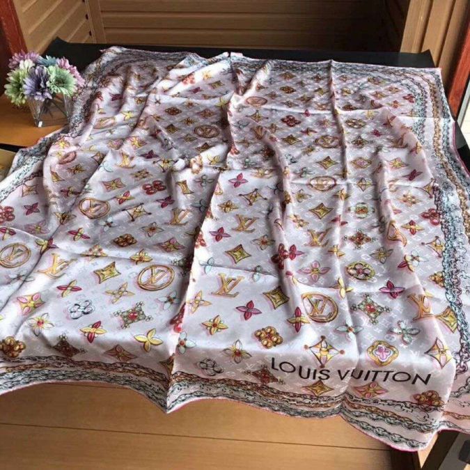 Replica 2019 LV Vendome Square Women Scarves