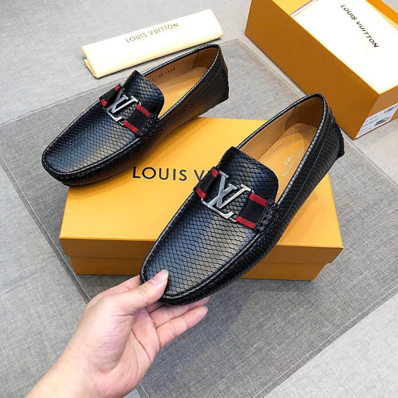 Replica 2019 LV Leather Apricot Men Loafers