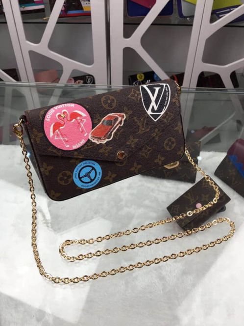 Replica LV Shoulder Bags On Chain Crossbody M62145