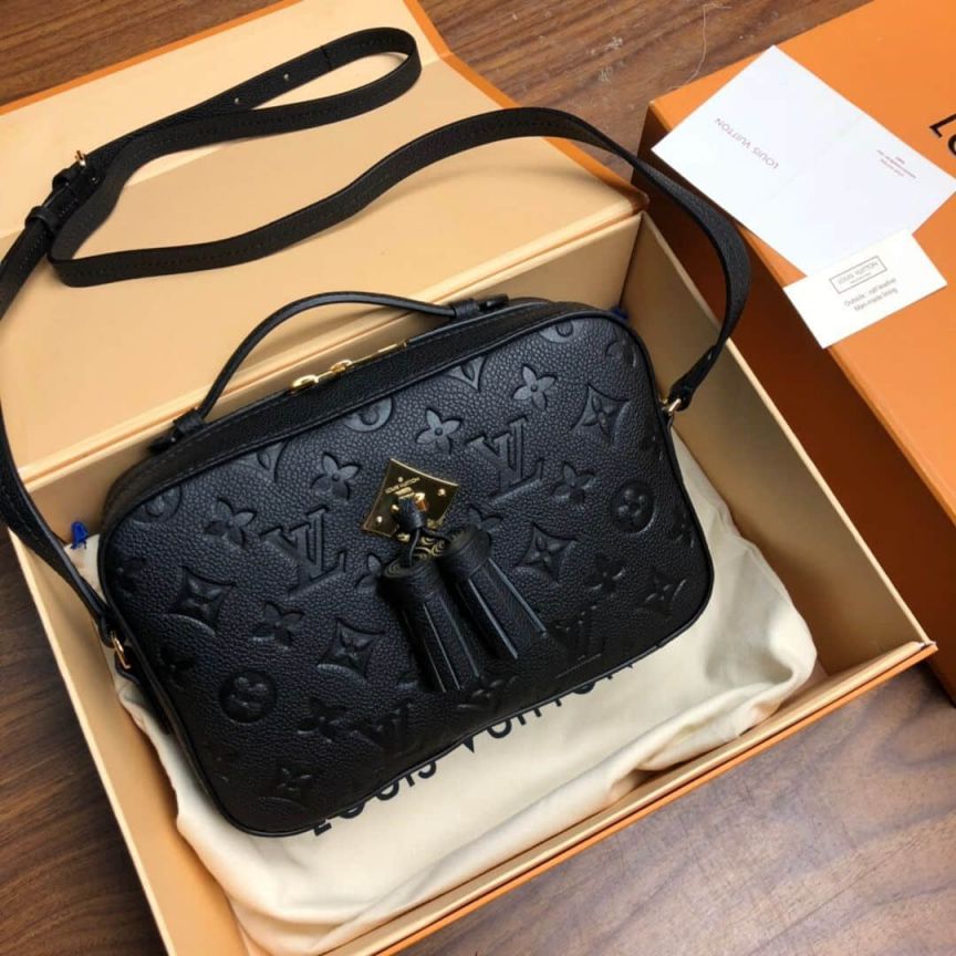 Replica LV Shoulder Bags Saintonge M44593