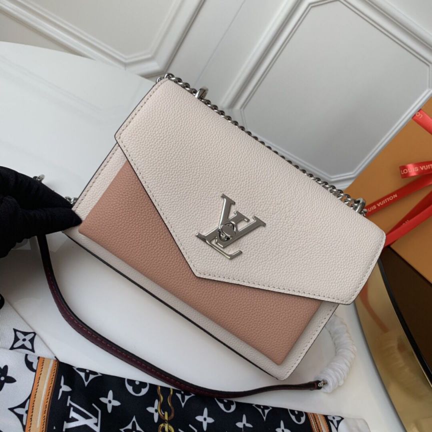 Replica LV Shoulder Bags M53583 Mylockme BB On Chain