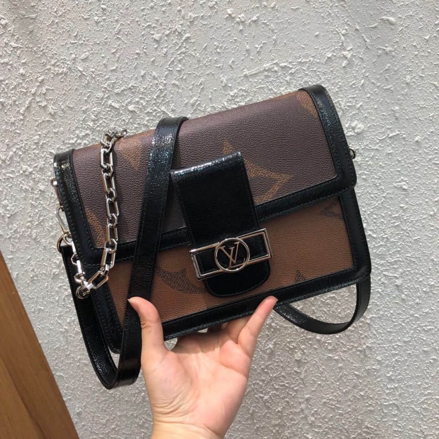 Replica LV Shoulder Bags Logo Dauphine Crossbody On Chain M44599