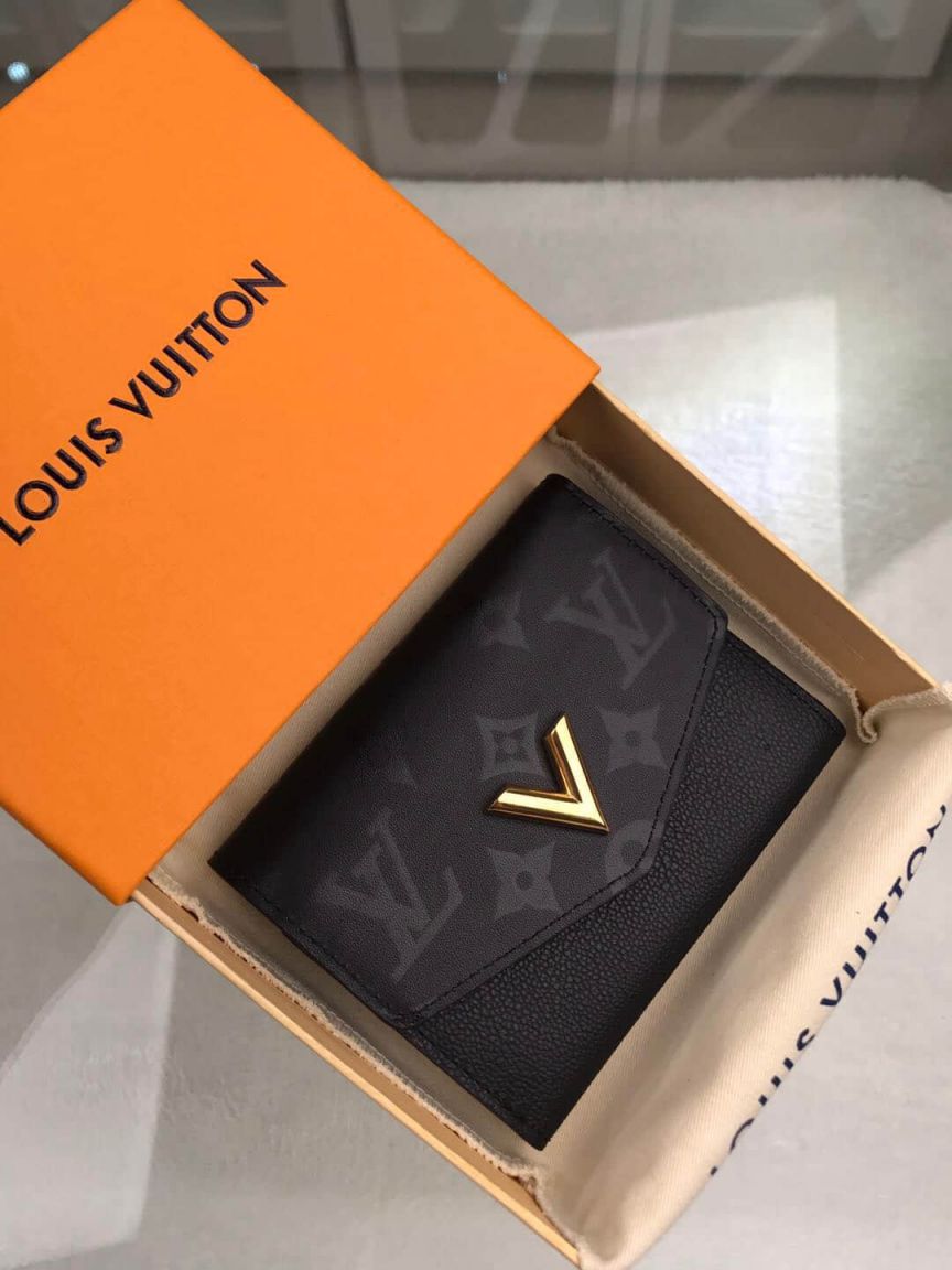 Replica LV Wallets M67496 Very Tri Fold