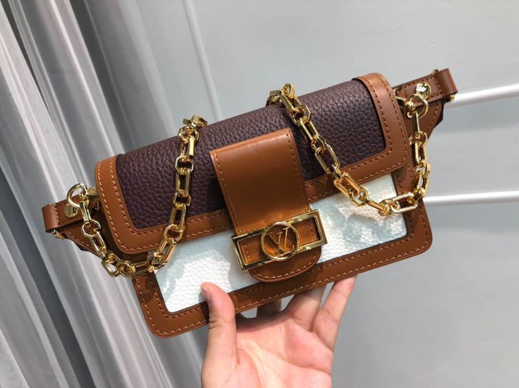 Replica LV M58881 Taurillon Leather Dauphine Women Waist Bags