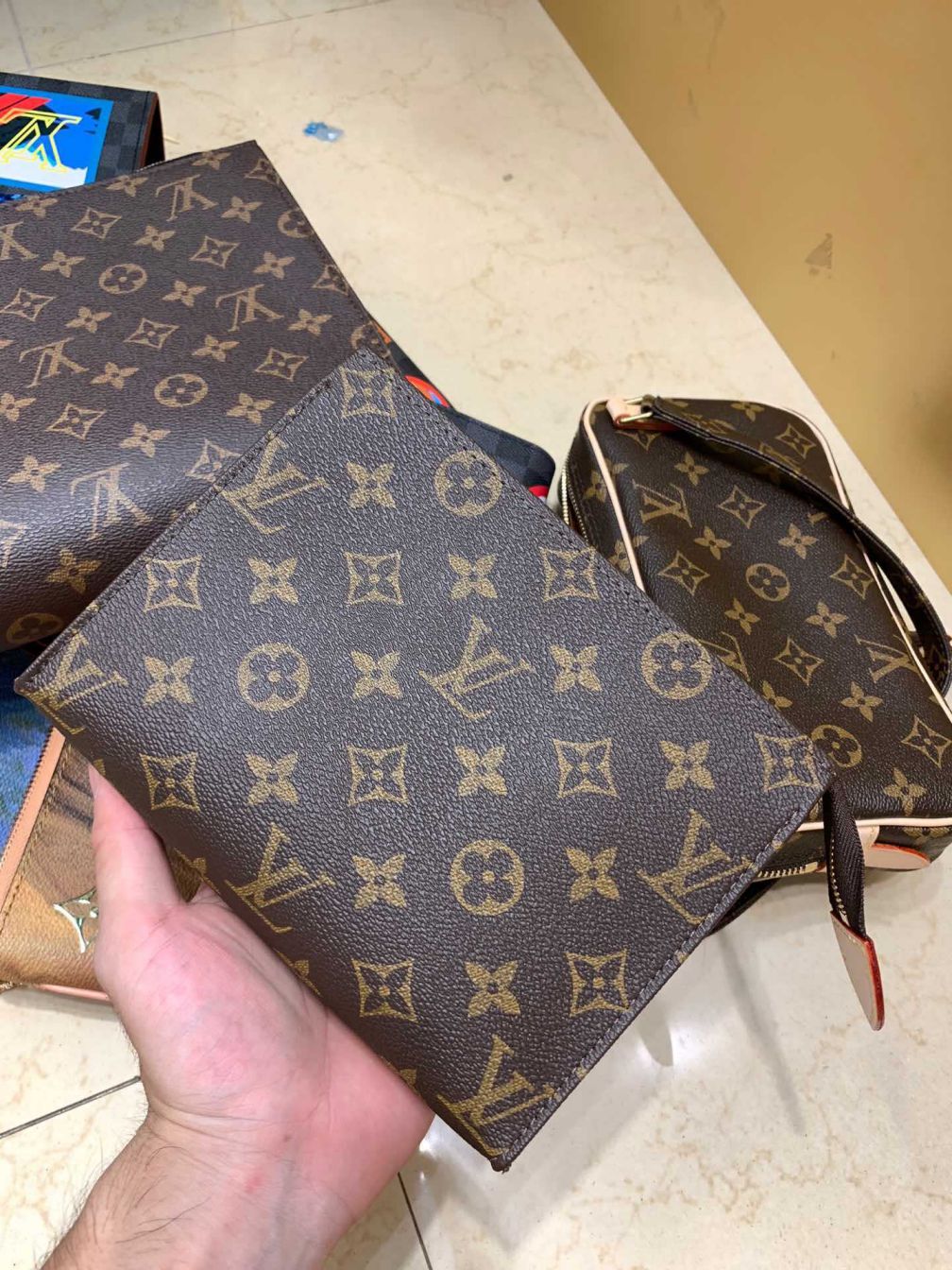 Replica LV Monogram 19 M47544 Women Clutch Bags