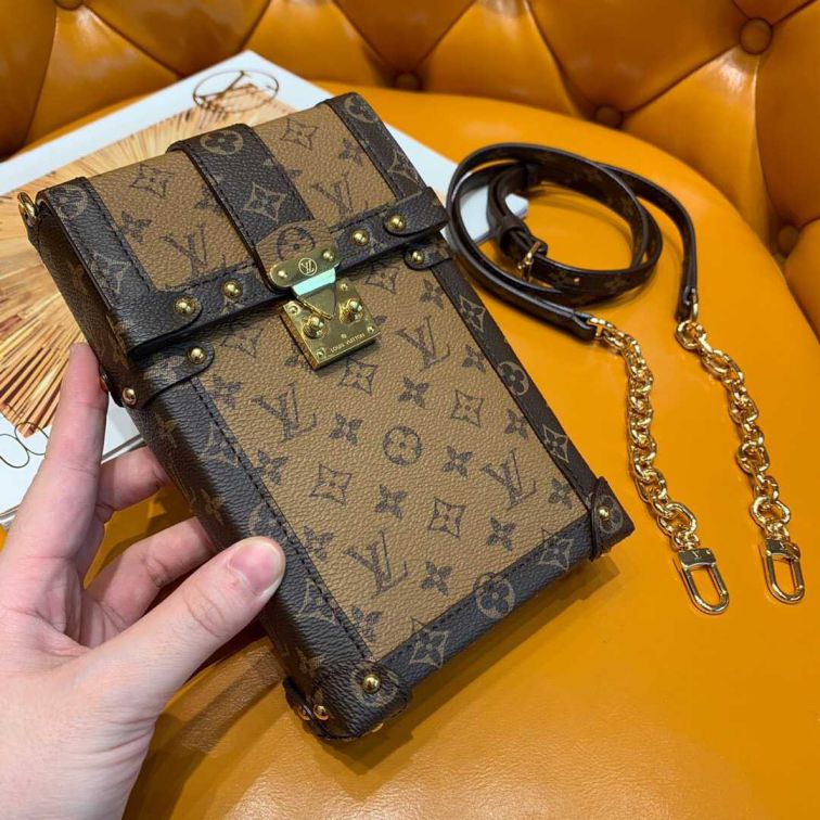 Replica LV 2019 NEW TRUNK VERTICAL Chain M67873 Women Shoulder Bags