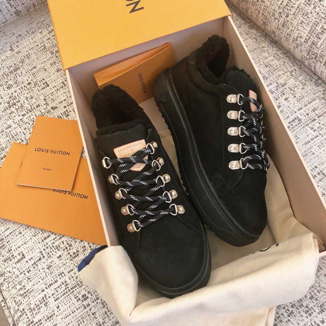 Replica LV 2018FW Women Sneakers