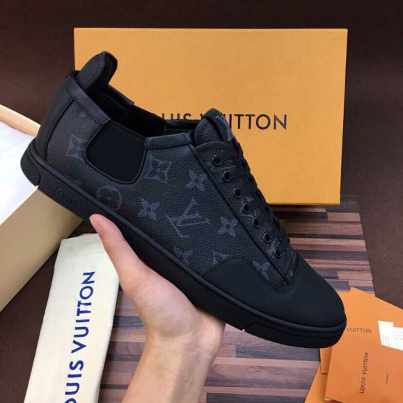 Replica LV Black Monogram Men Casual Leather Shoes
