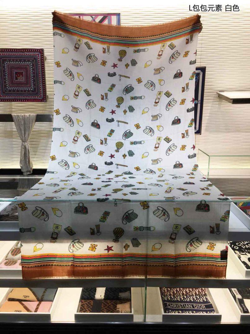 Replica LV 100% Cashmere Print Women Scarves