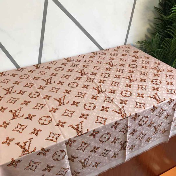Replica LV Monogram Giant Jungle Women Scarves