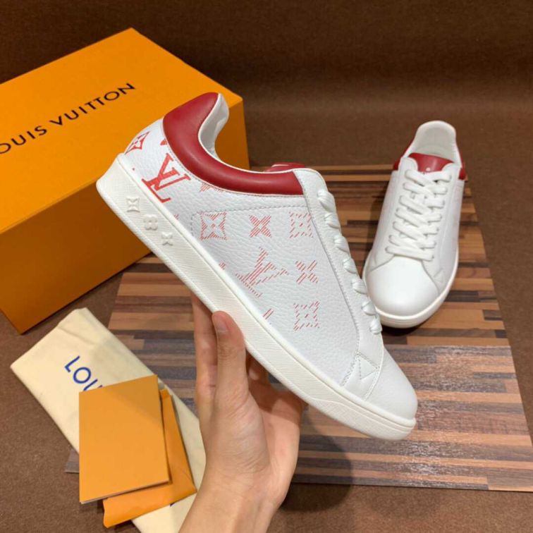 Replica LV Men White Leather Sneakers