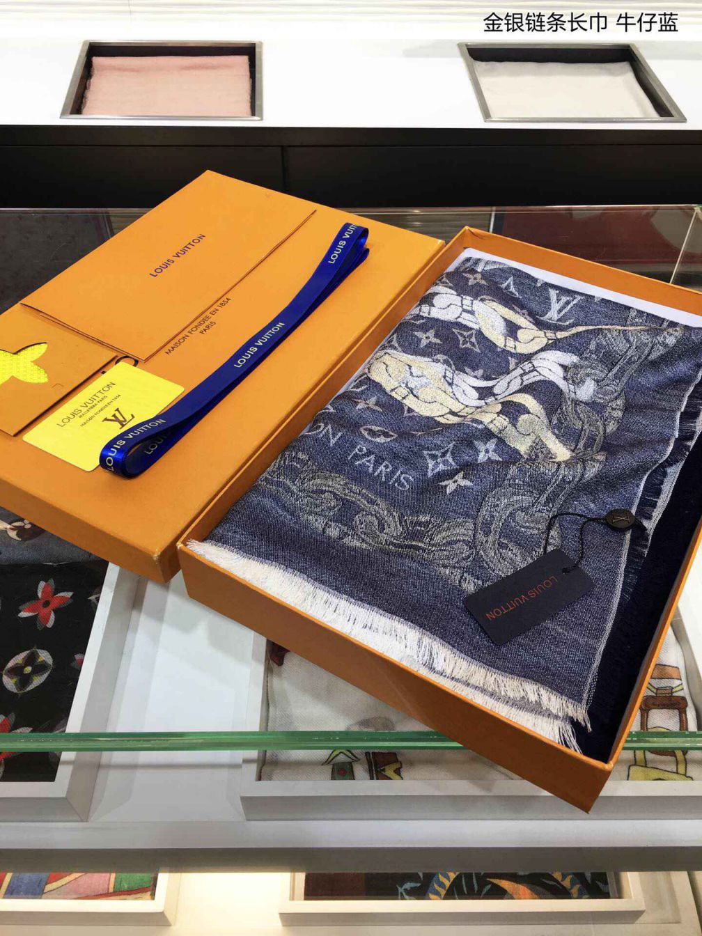 Replica LV Monogram Women Scarves