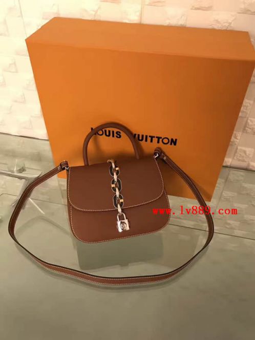 Replica LV Tote Bags On Chain CHAlN BAG PM MARRON M54619