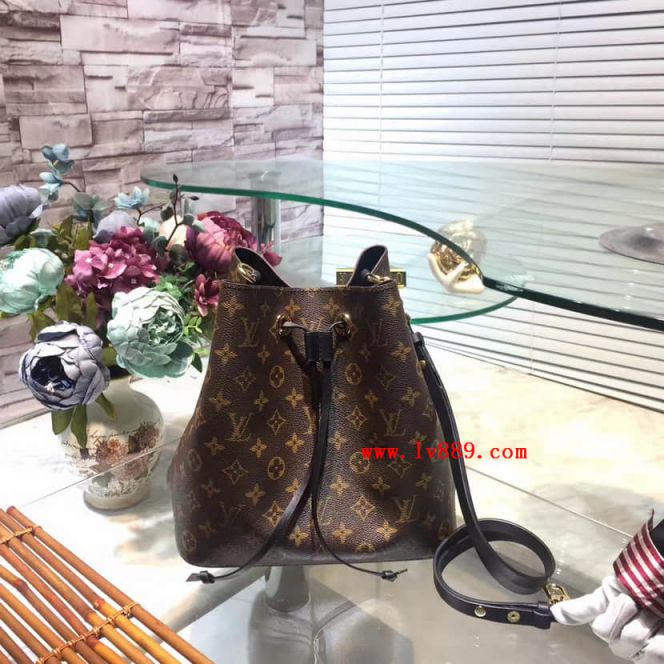 Replica LV Shoulder Bags M44020 Neonoe Monogram