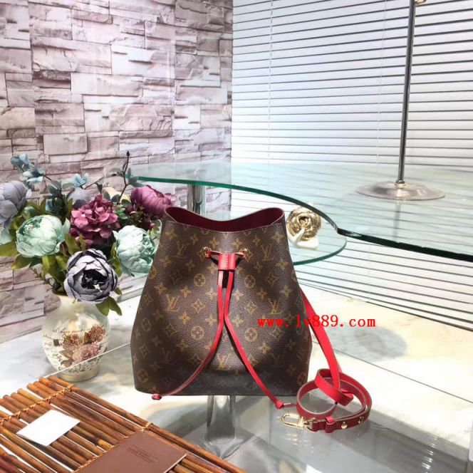 Replica LV Shoulder Bags M44021 Neonoe Monogram