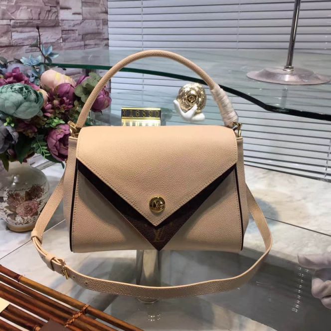Replica LV Tote Bags Double V M54438