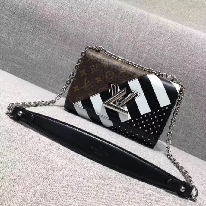 Replica LV Shoulder Bags TWIST M42345