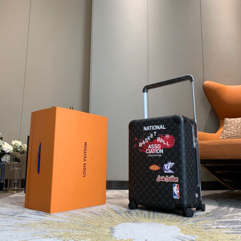 Replica LV x NBA SEASON 2 Horizon 55 M20450 Rolling Luggage