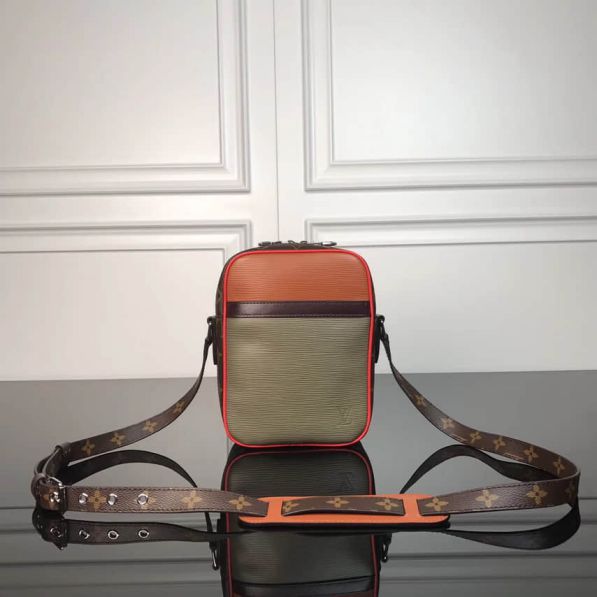 Replica LV supreme Limited Edition Epi Crossbody M53423 Shoulder Bags