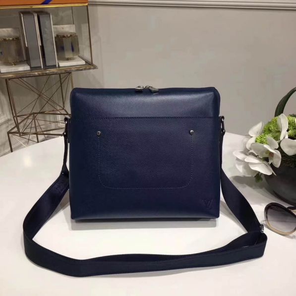 Replica LV Blue Taiga Grigori Medium Messenger M30207 Shoulder Bags