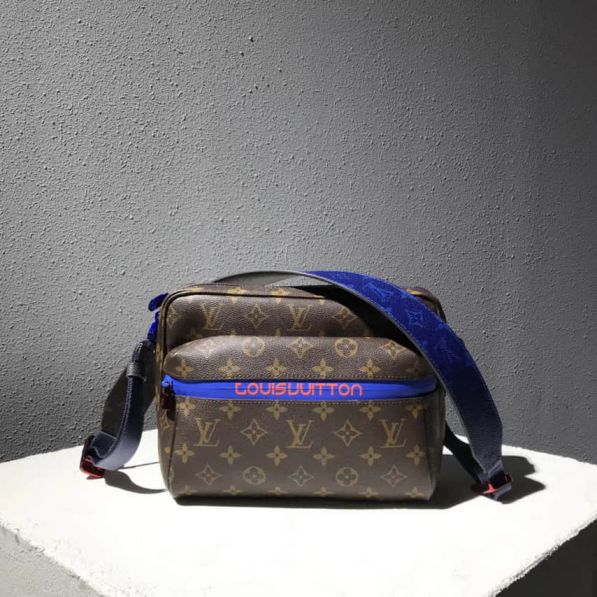 Replica LV 2018 Messenger Small Messenger M43843 Shoulder Bags