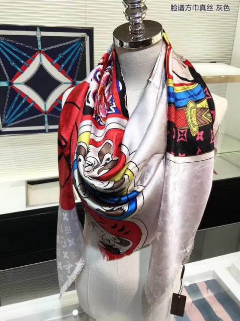Replica 2018 LV monogram Women Scarves