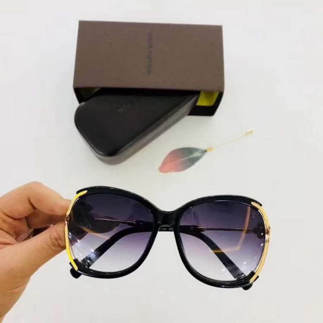 Replica 2018 LV Women Sunglasses