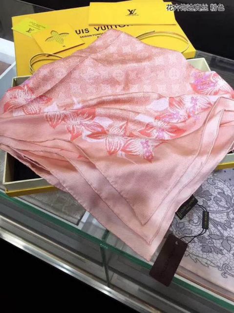 Replica LV Silk Classic Women Scarves