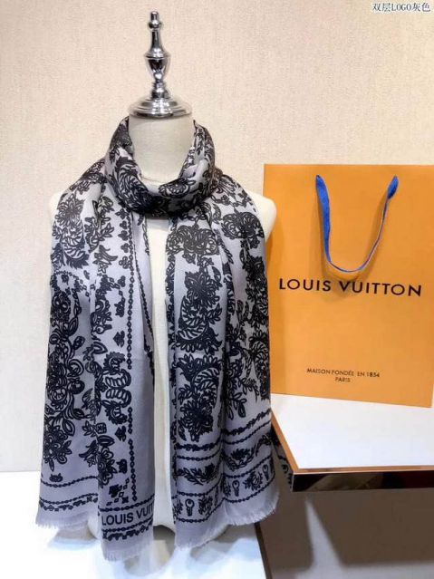 Replica 2018 LV Double Logo Double Silk Women Scarves