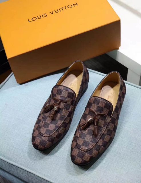 Replica LV Leather Classic Men Loafers