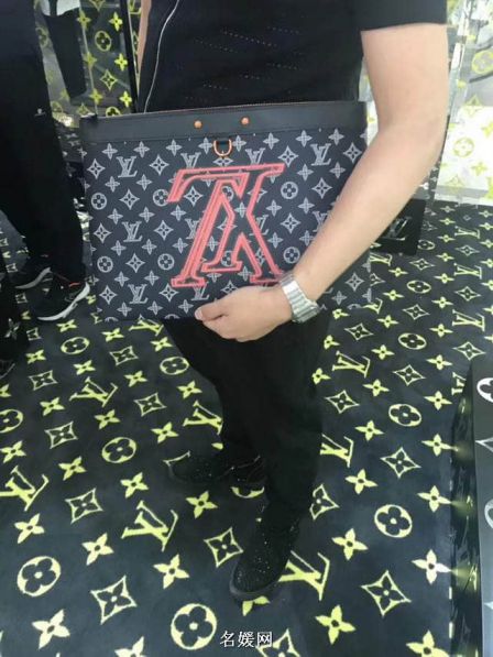 Replica LV Upside Down Pochette Apollo M62905 Clutch Bags