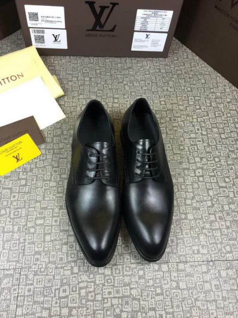 Replica LV LeatherMen Leather Shoes