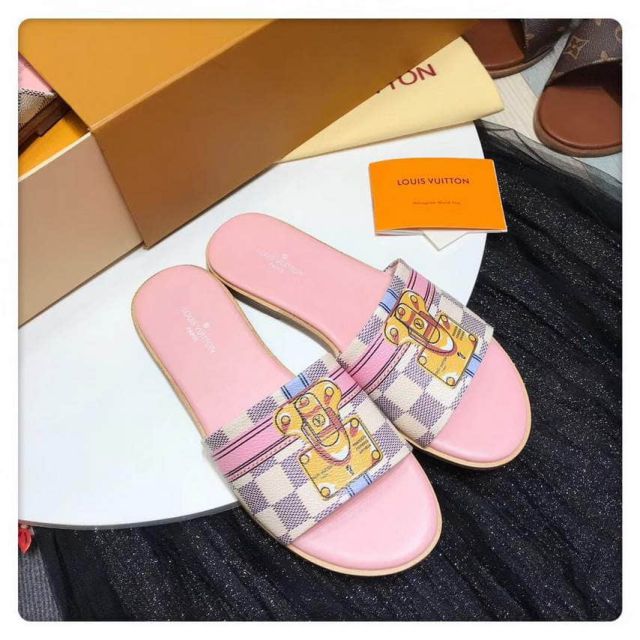 Replica LV logo 2018 Slippers Women Sandals