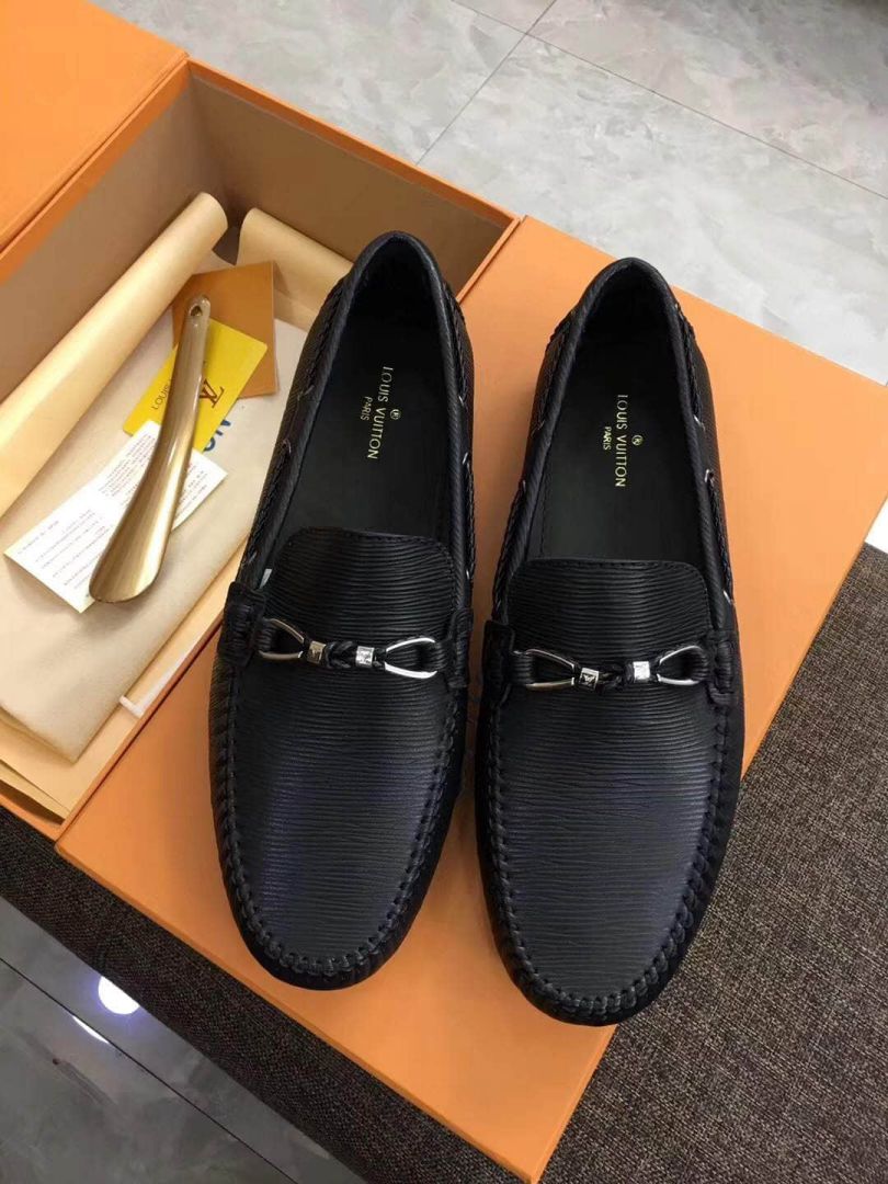 Replica 2018 LVs Men Causal Sandals