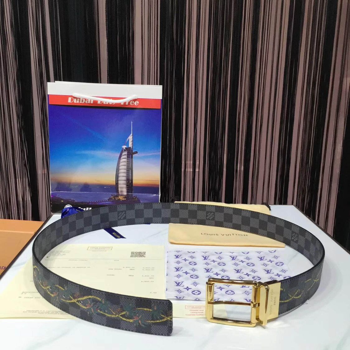 Replica 2018 LV Reversible M0020S Men Belts