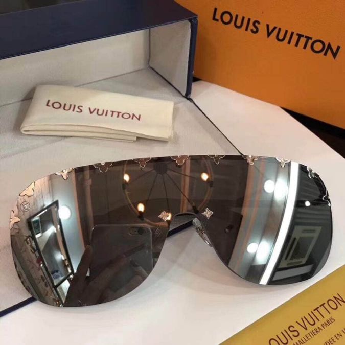 Replica LV Monogram Flower Women Sunglasses