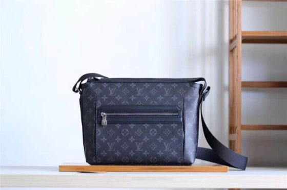 Replica LV 2018 Small Odyssey Messenger M44223 Shoulder Bags
