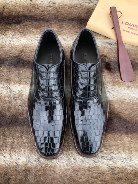 Replica 2018 LV Men Leather Shoes