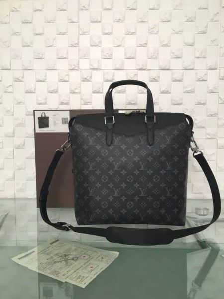 Replica LV Hiroshi Fujiwara Limited Edition Men TOTE EXPLORER M40567 Briefcases