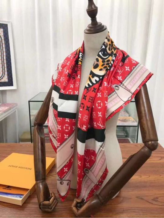 Replica LV Silk 18 Silk 110*110cm Square Women Scarves