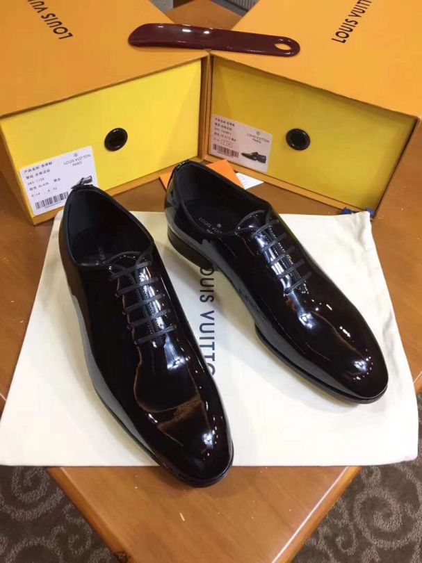 Replica 2018 LV GRENELLE Wing tip Men Sandals